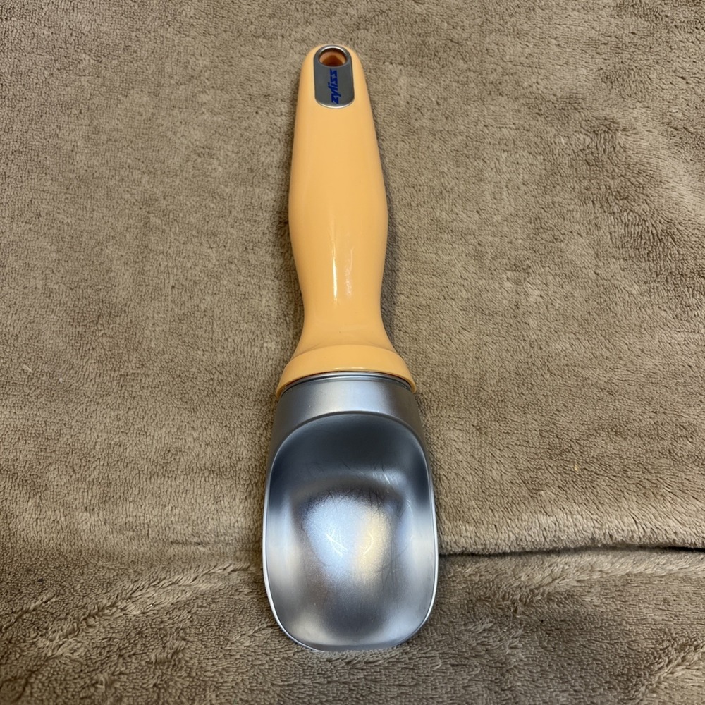 ZYLISS Orange Sherbert Ice Cream Scoop Heavy